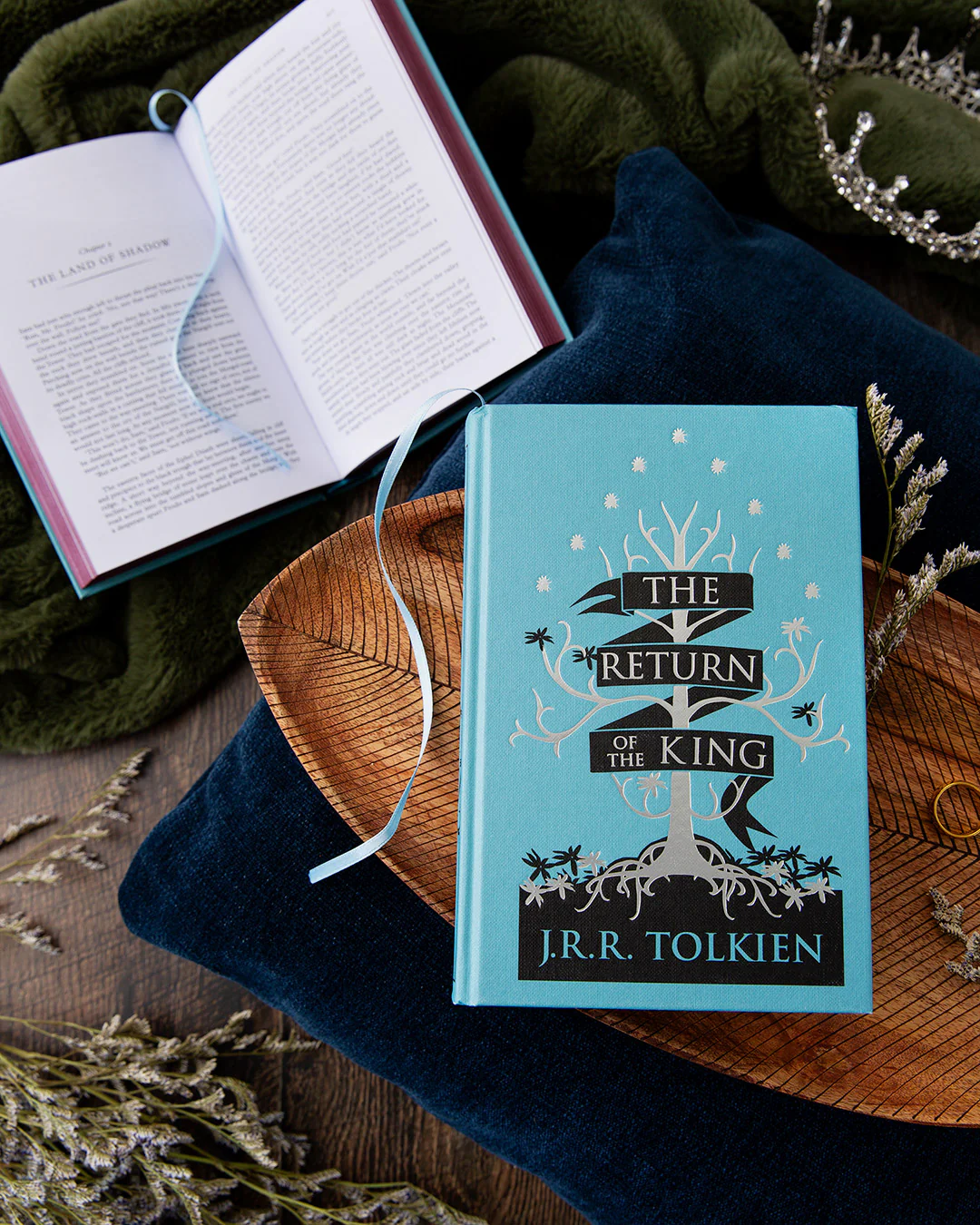 The Return of the King Collector's Edition: Being the Third Part of The Lord of the Rings - Image 2